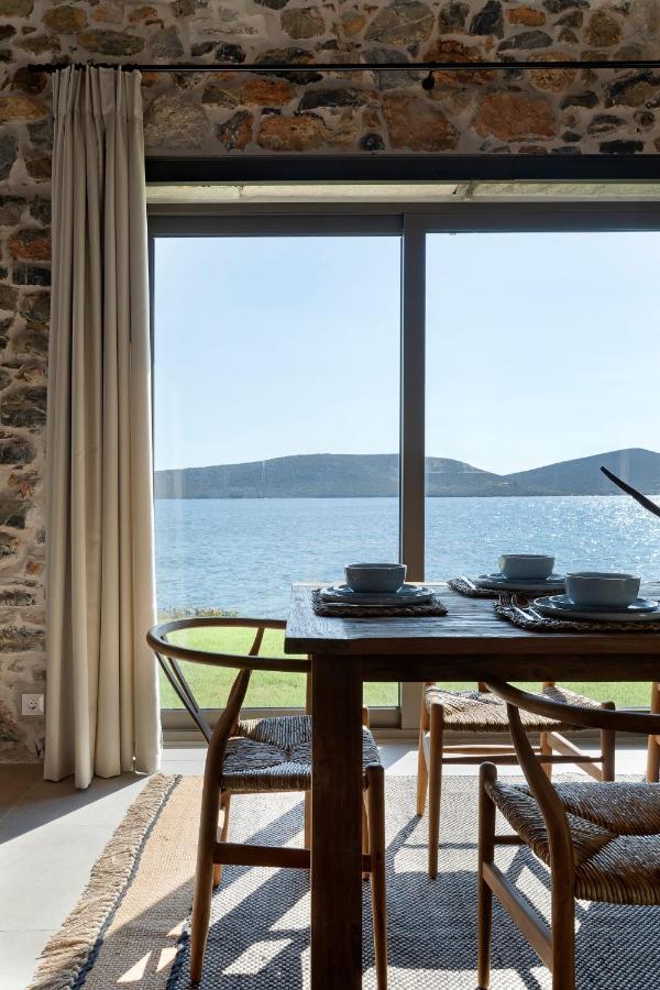 Lichnos Luxury Suites Sourpi Esterno foto