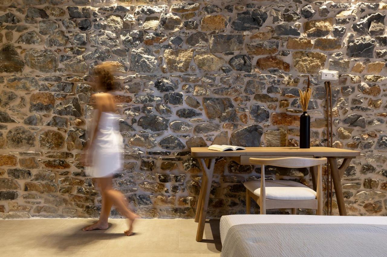 Lichnos Luxury Suites Sourpi Esterno foto