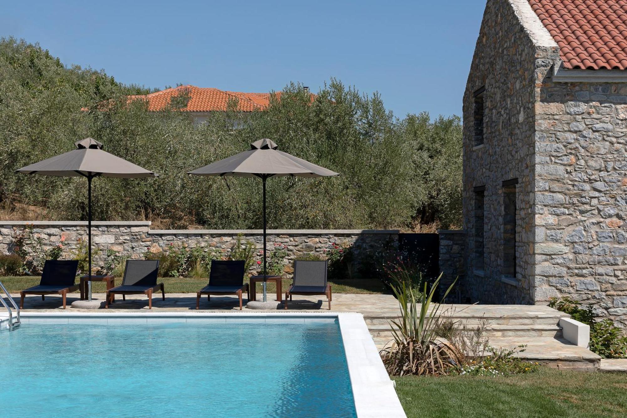 Lichnos Luxury Suites Sourpi Esterno foto